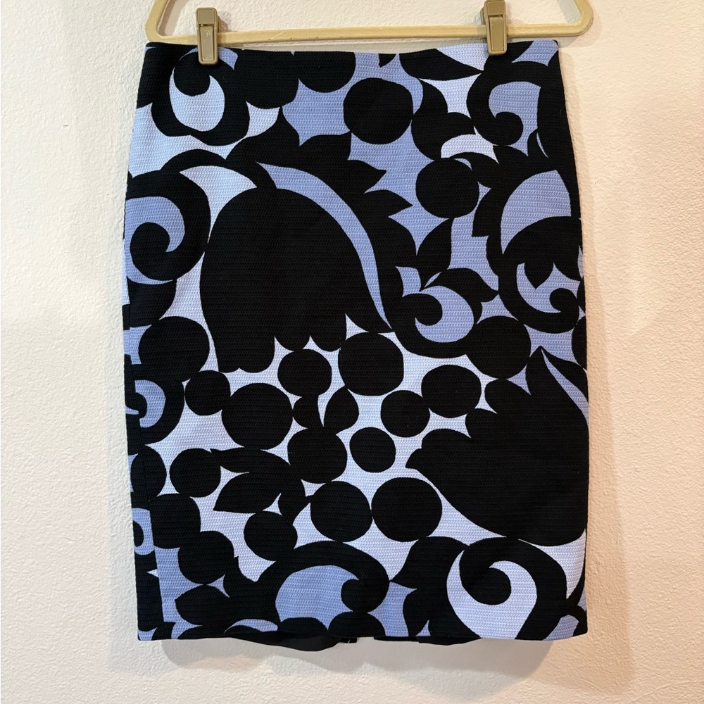 Ann Taylor Black and Blue Graphic Pencil Skirt